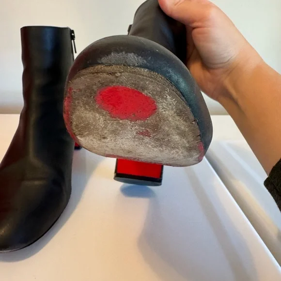 Christian Louboutin booties - Picture 4 of 14